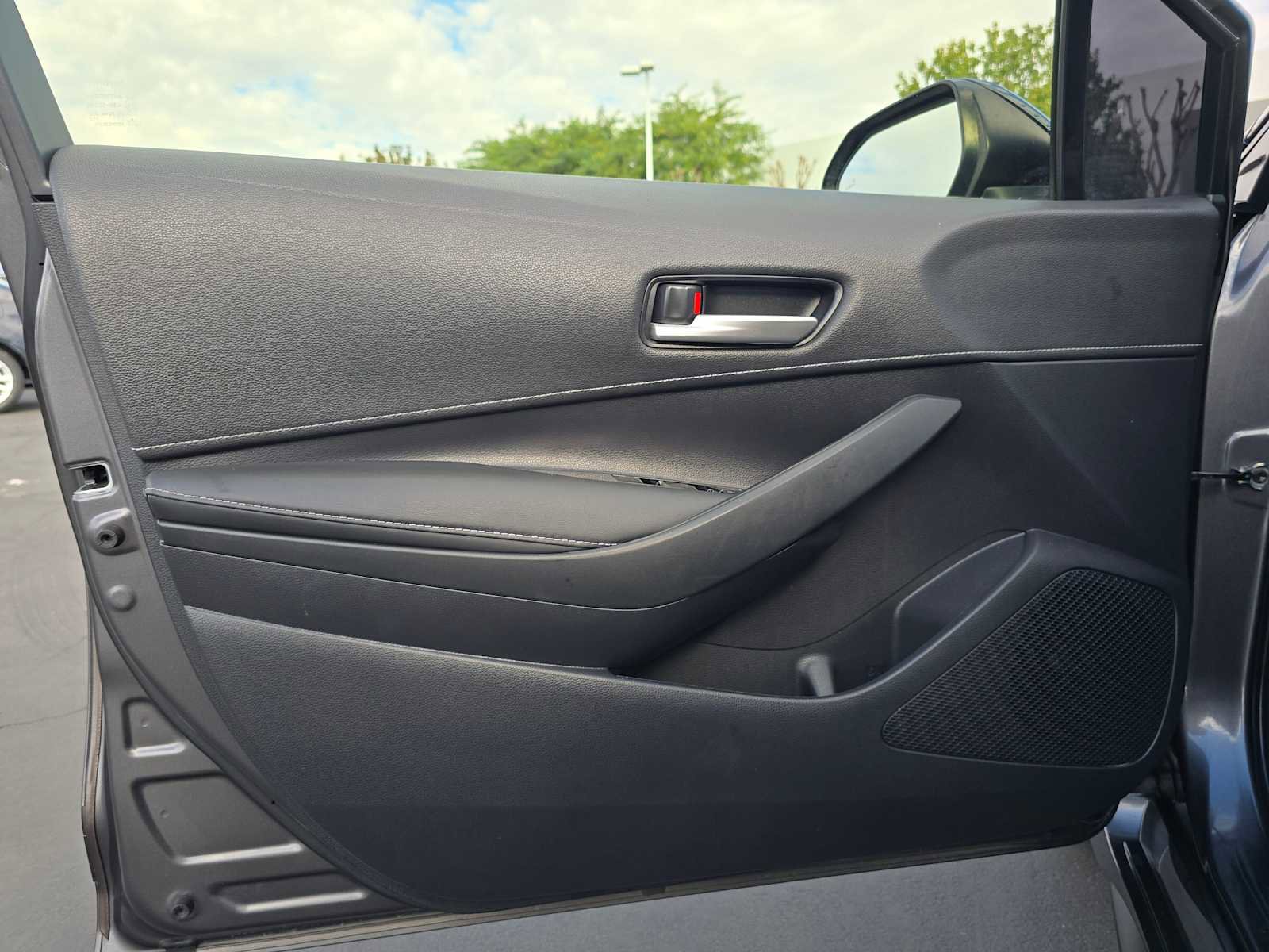 Used 2022 Toyota Corolla SE image 21