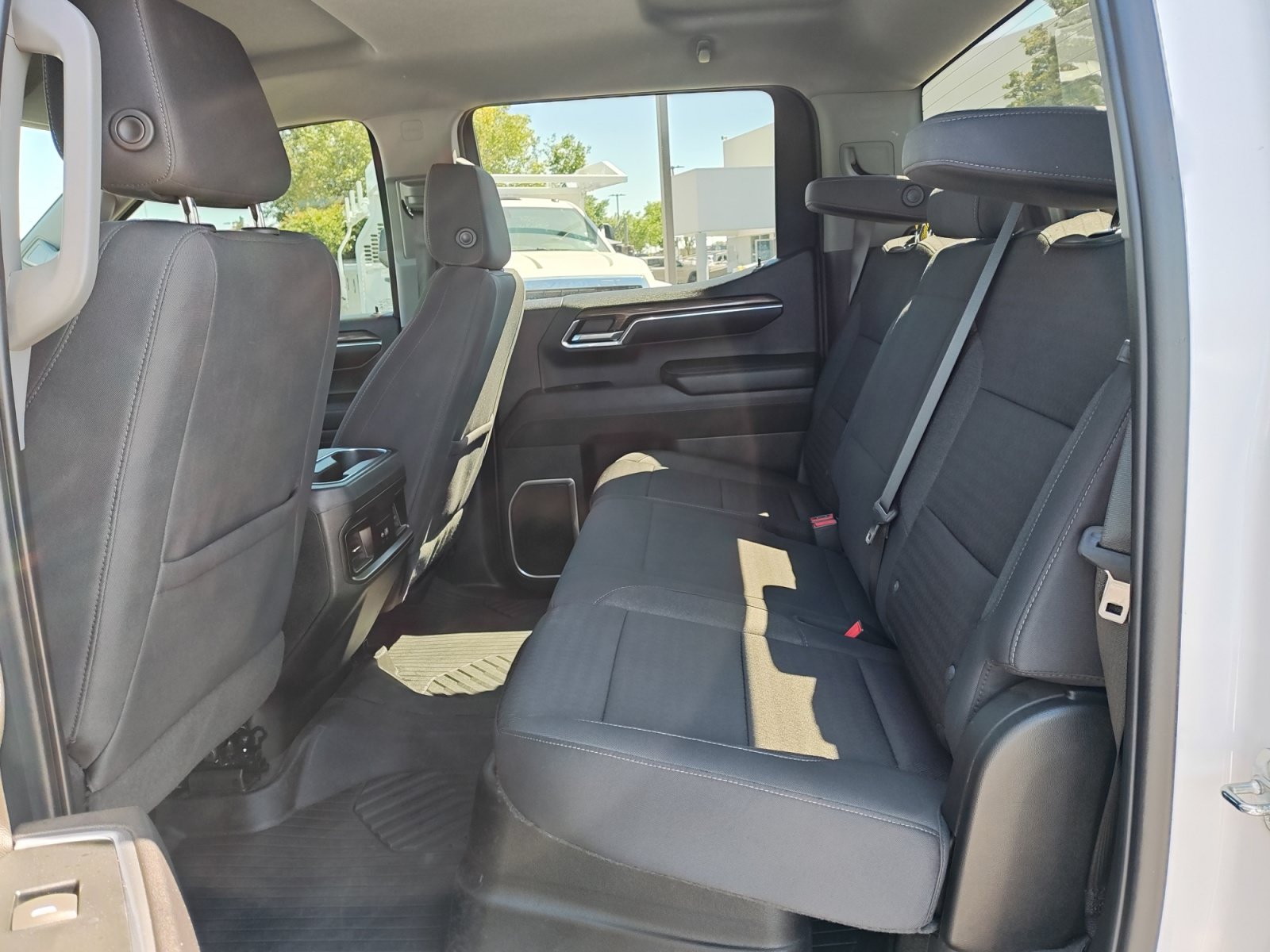 Used 2023 Chevrolet Silverado 1500 RST w/ Z71 Off-Road Package AWD/4WD image 23