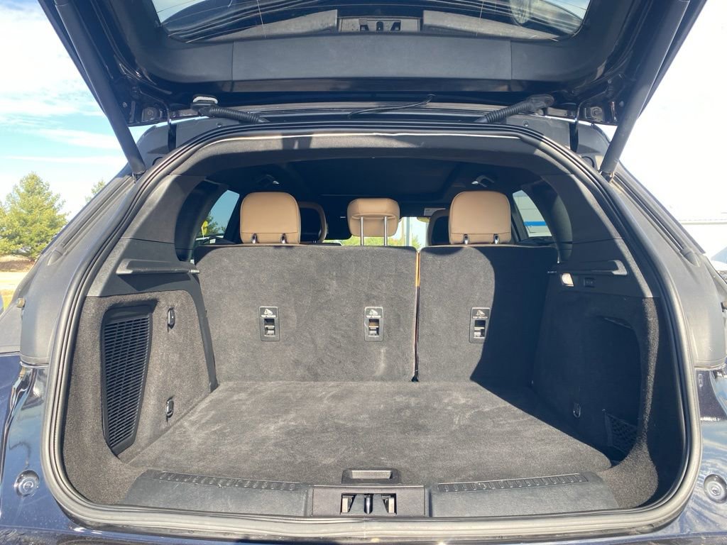 Used 2020 Lincoln Corsair Reserve w/ Equipment Group 202A image 10