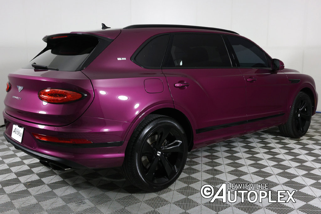 Used 2023 Bentley Bentayga Extended Wheelbase AWD/4WD image 5