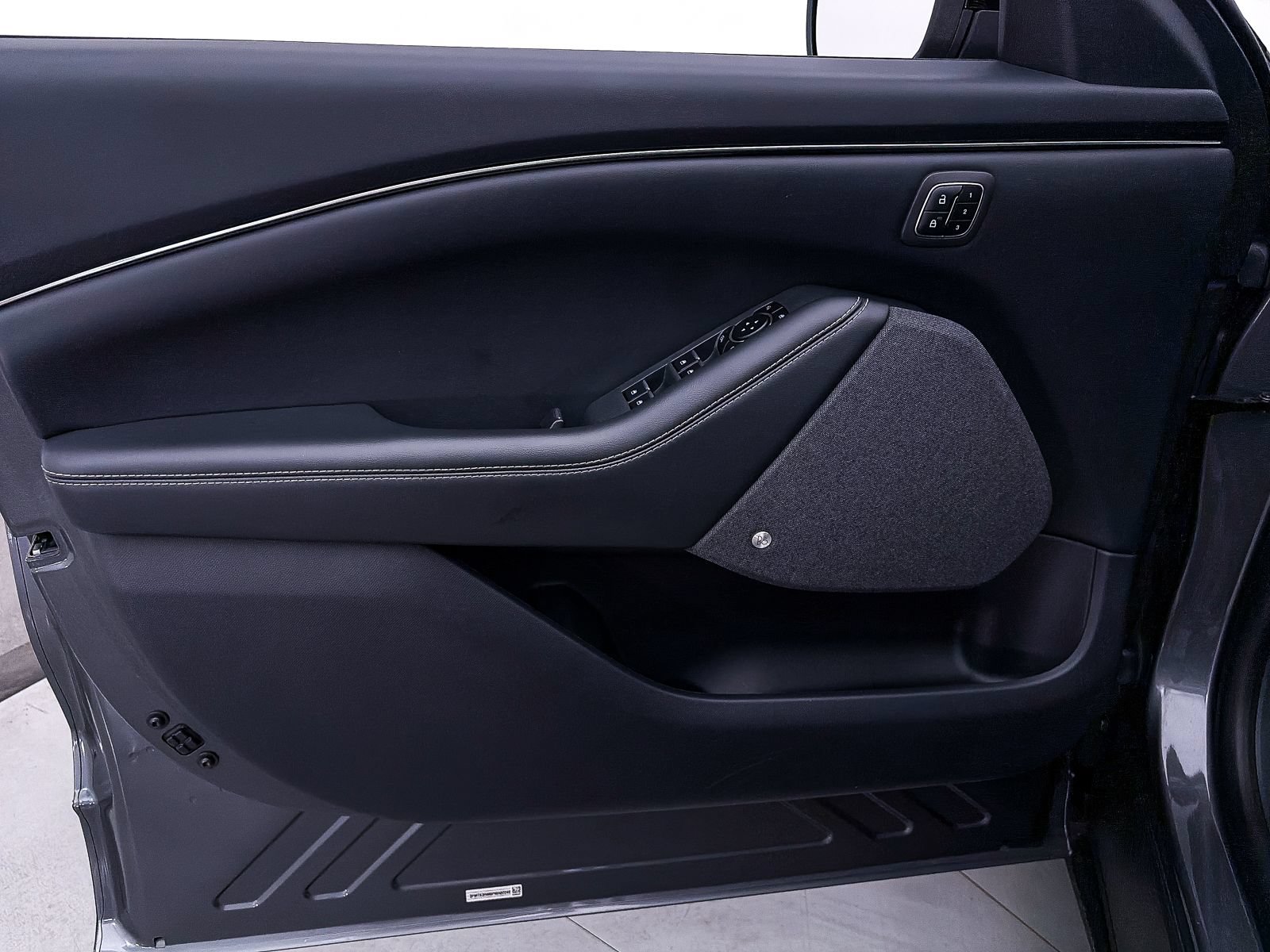 Used 2023 Ford Mustang Mach-E Premium RWD image 18