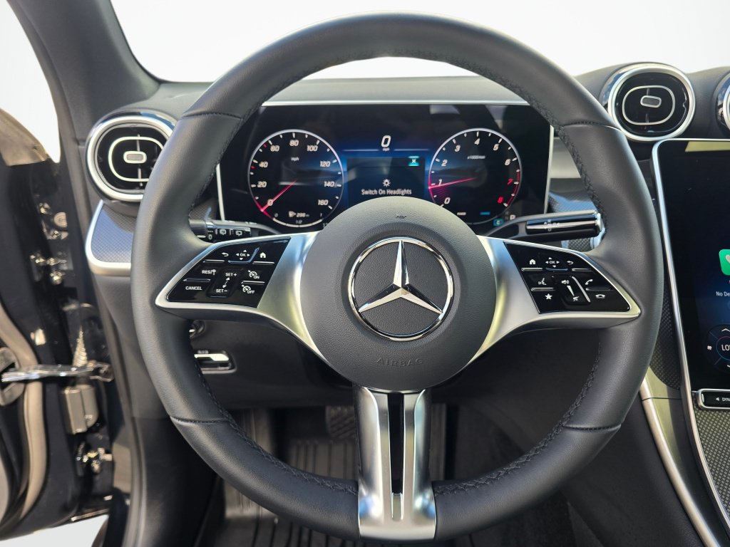 Used 2026 Mercedes-Benz GLC 300 4MATIC image 14