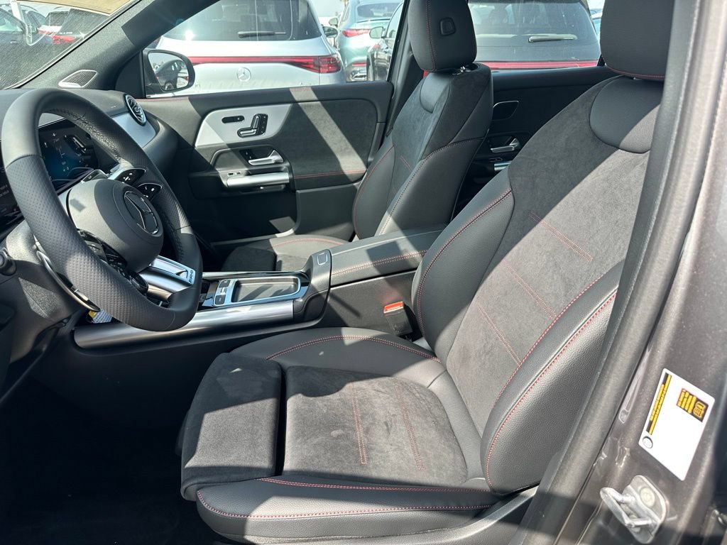 New 2025 Mercedes-Benz GLA 35 AMG 4MATIC image 20
