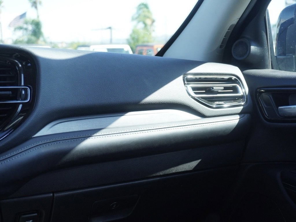 Certified 2022 Dodge Durango SXT image 30