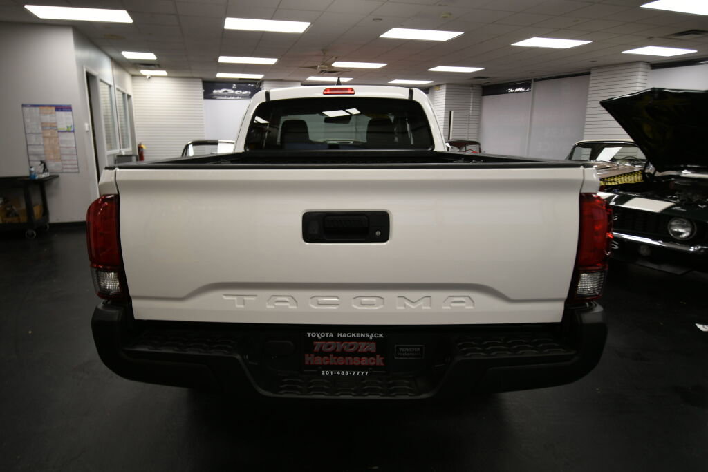 Certified 2021 Toyota Tacoma SR image 6