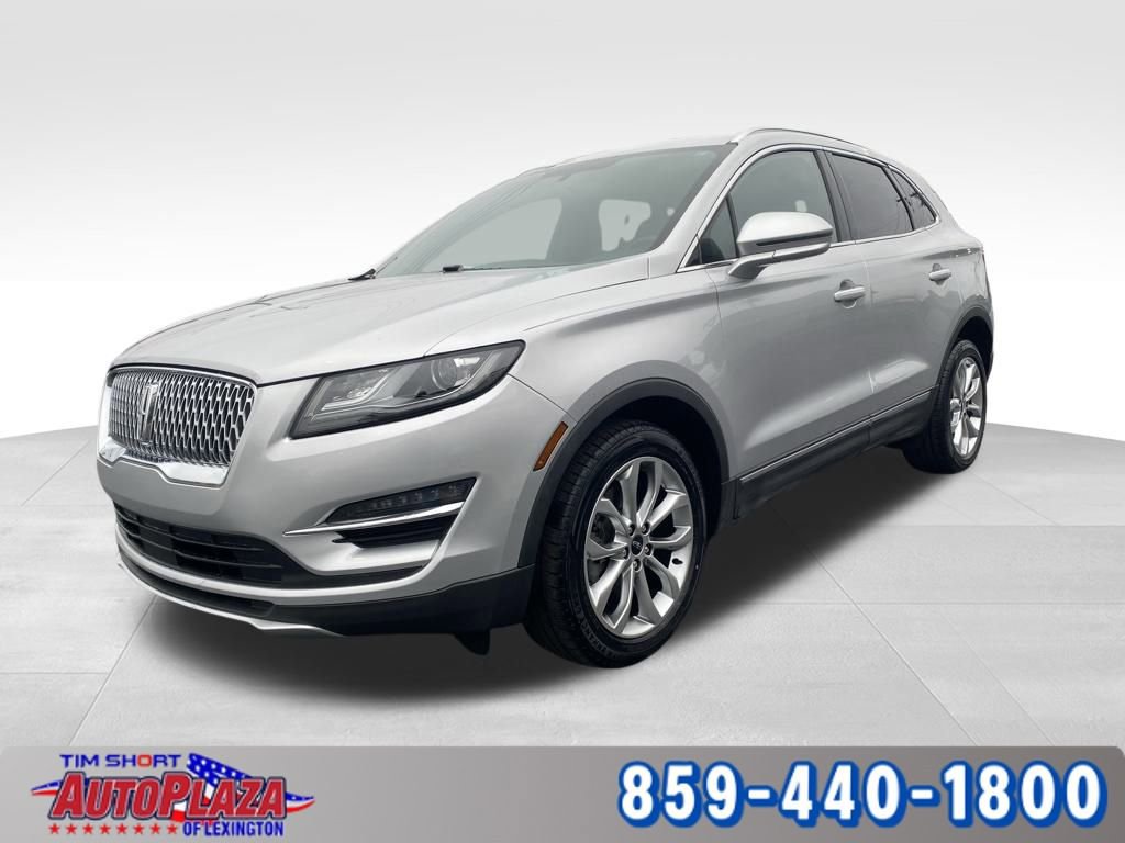 Used 2019 Lincoln MKC Select w/ Select Plus Package image 3