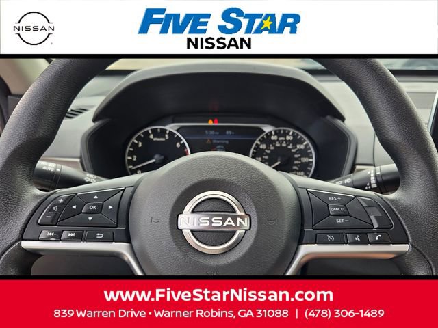 Used 2024 Nissan Altima 2.5 SV FWD image 24