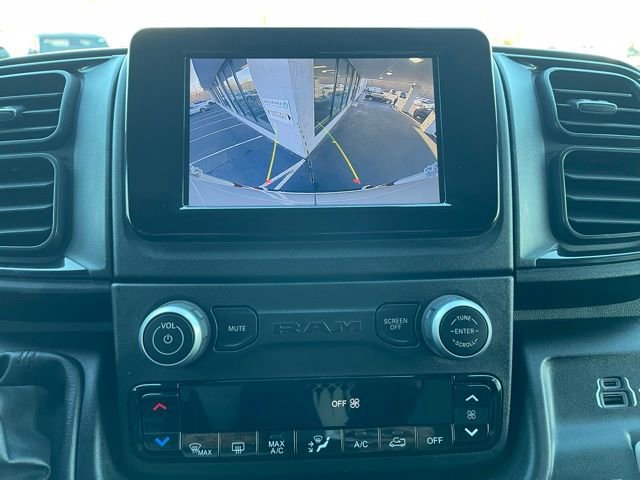 Used 2024 RAM ProMaster 2500 w/ Convenience Group image 16