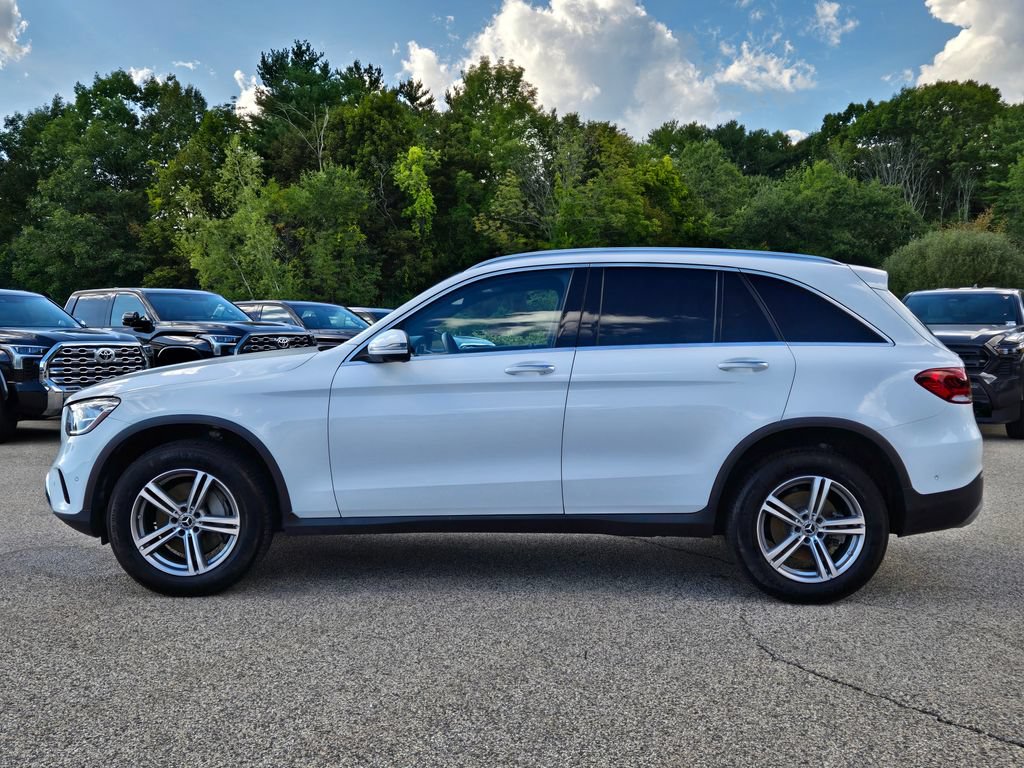 Used 2021 Mercedes-Benz GLC 300 4MATIC image 2