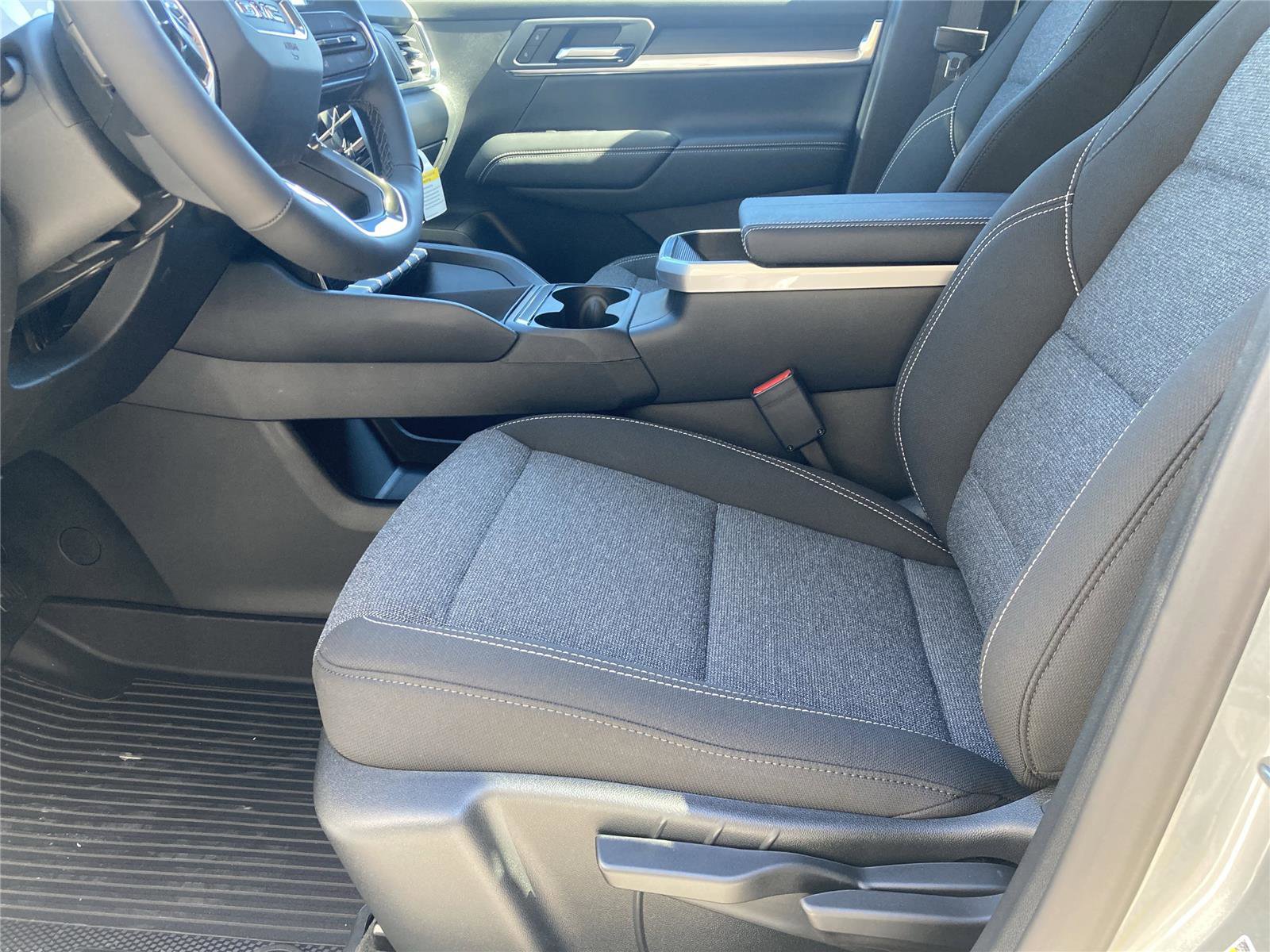 New 2026 GMC Terrain Elevation w/ Black Edition image 22