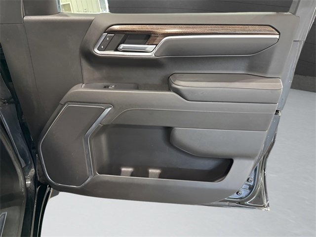 Used 2022 GMC Sierra 1500 SLE image 33