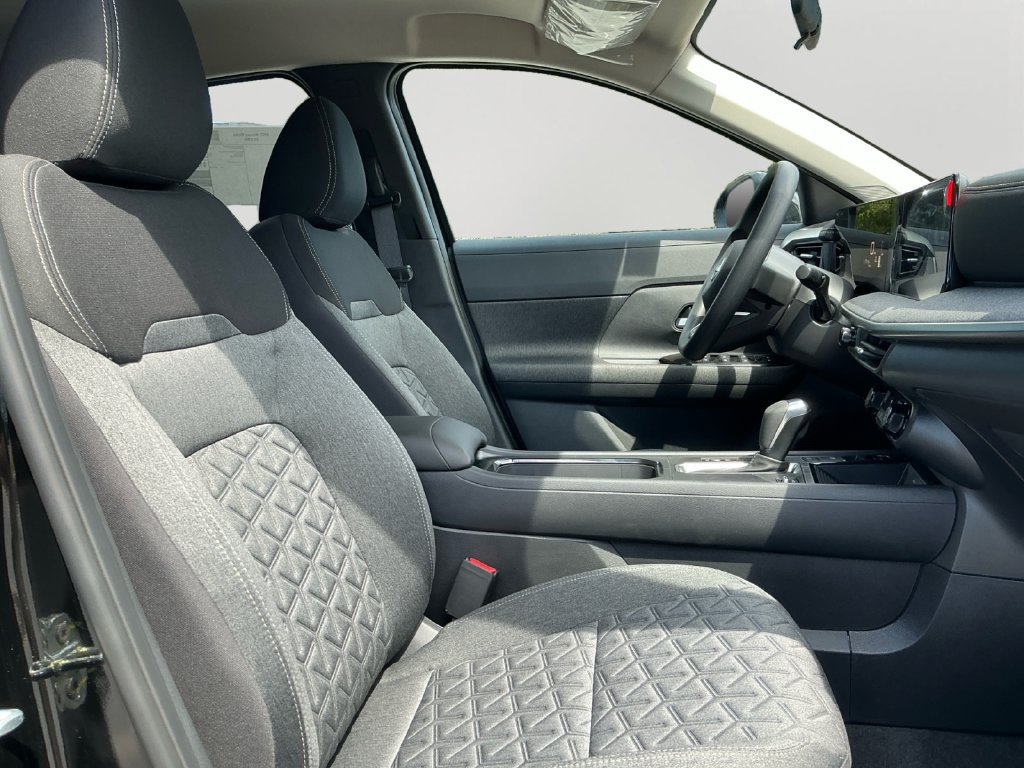 New 2027 Nissan Kicks SV AWD/4WD image 12