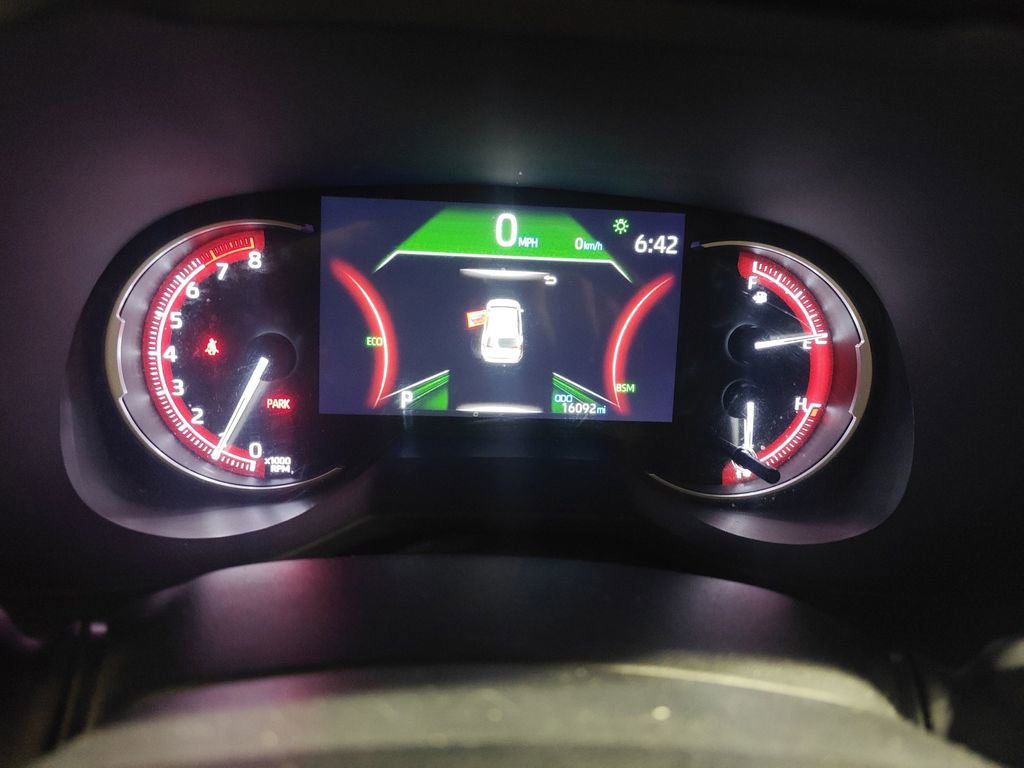 Used 2024 Toyota RAV4 XLE image 8