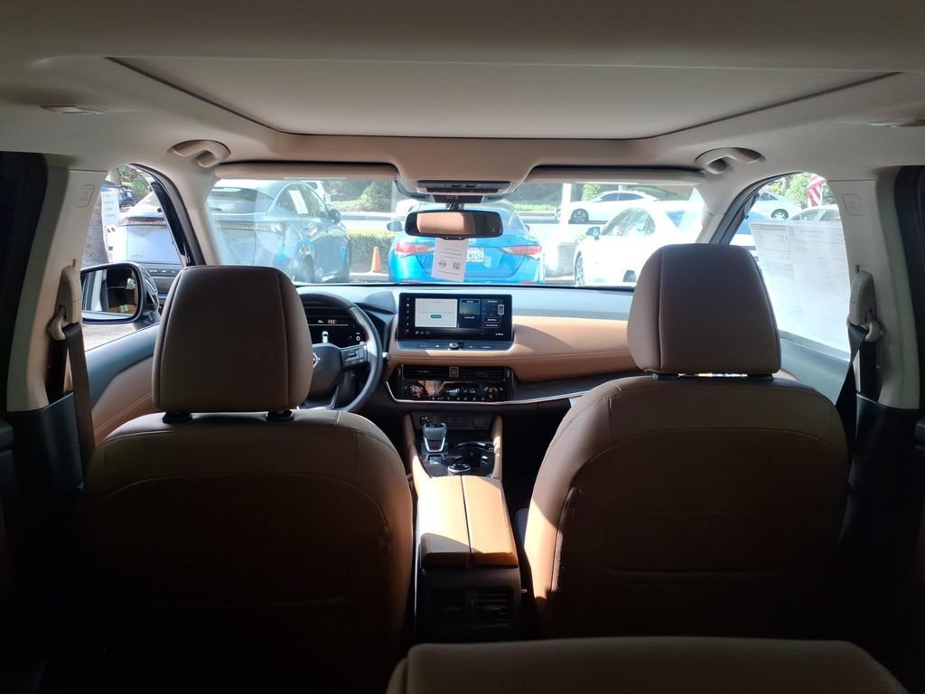 New 2026 Nissan Rogue Platinum AWD/4WD image 8