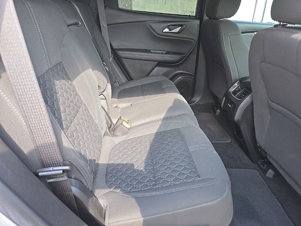 Used 2020 Chevrolet Blazer LT image 33
