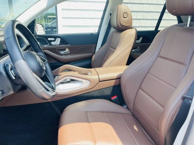 Used 2024 Mercedes-Benz GLE 350 4MATIC w/ 3rd Row Seat Package image 9