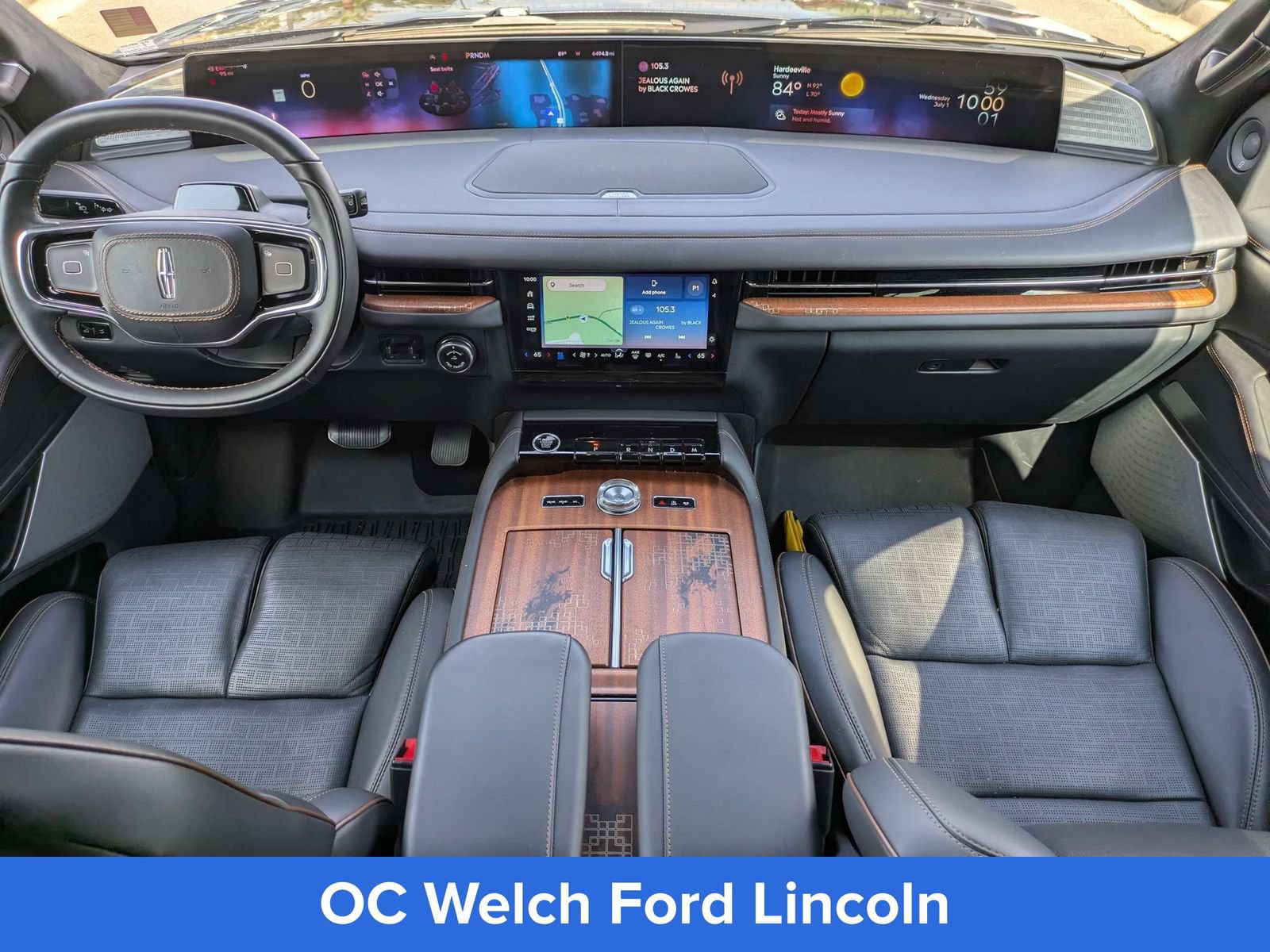 Certified 2025 Lincoln Navigator L Black Label AWD/4WD image 10
