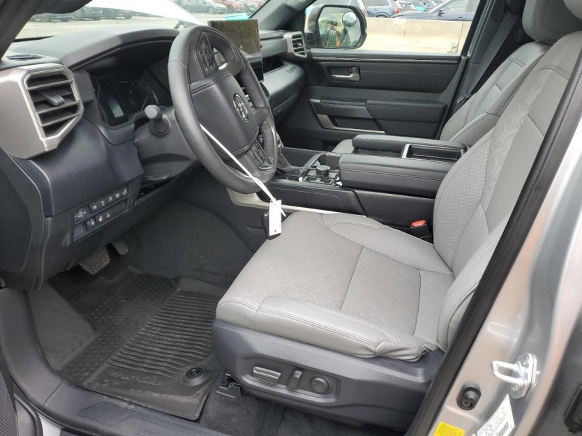 Used 2025 Toyota Tundra SR image 6