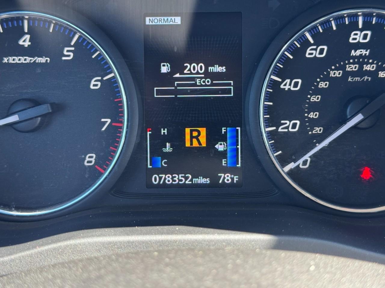 Used 2017 Mitsubishi Outlander SEL image 23