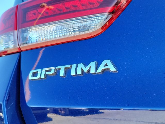 Used 2017 Kia Optima SX FWD image 9