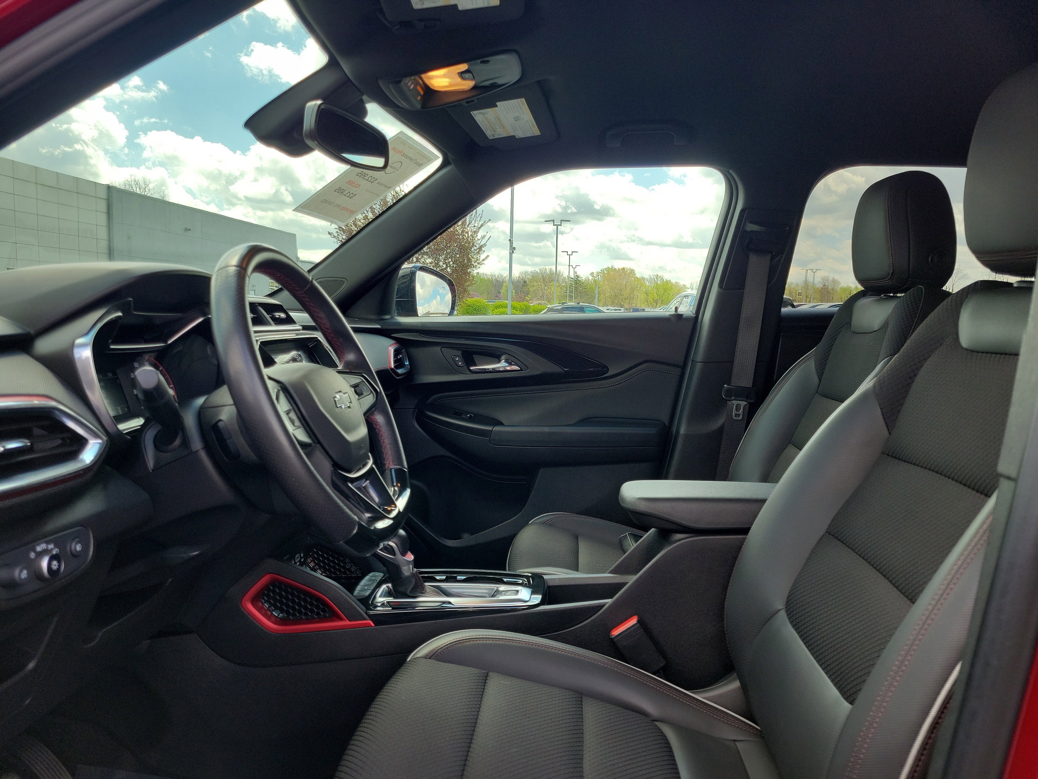 Used 2021 Chevrolet TrailBlazer RS w/ Convenience Package image 15