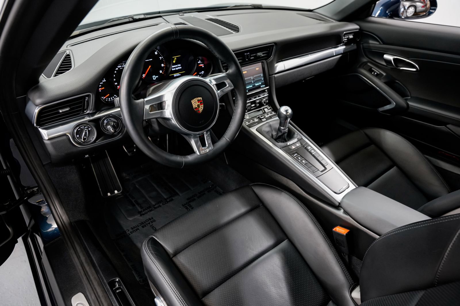 Used 2014 Porsche 911 Carrera 4 AWD/4WD image 9