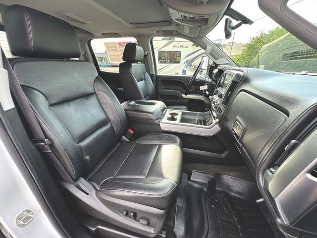 Used 2016 Chevrolet Silverado 2500 LTZ w/ Duramax Plus Package AWD/4WD image 28