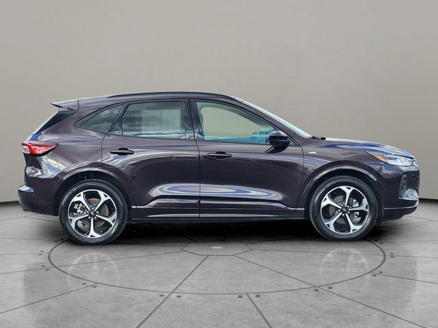 Certified 2023 Ford Escape ST-Line Select w/ Tech Pack #2 image 12
