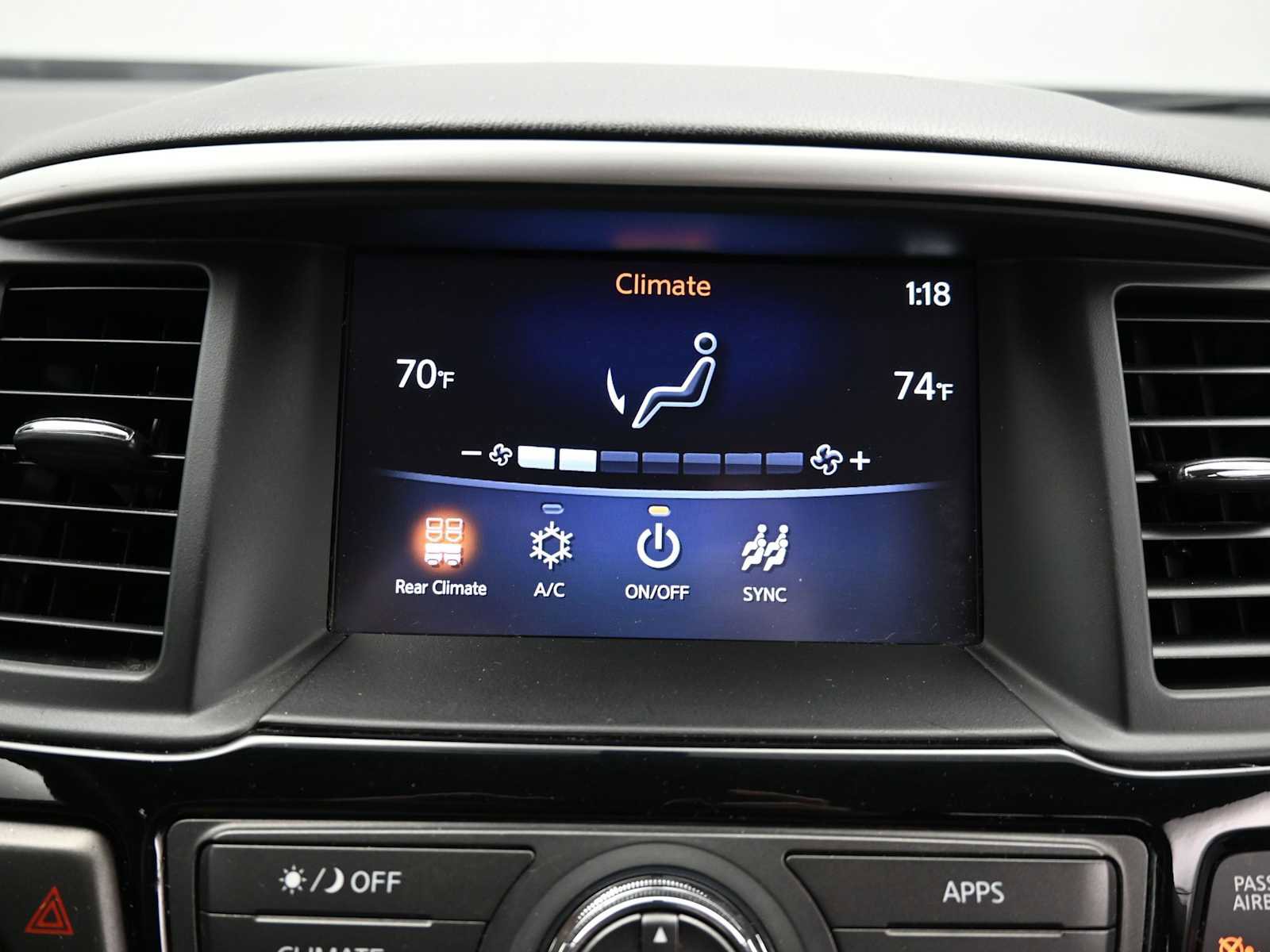 Used 2020 Nissan Pathfinder S image 14