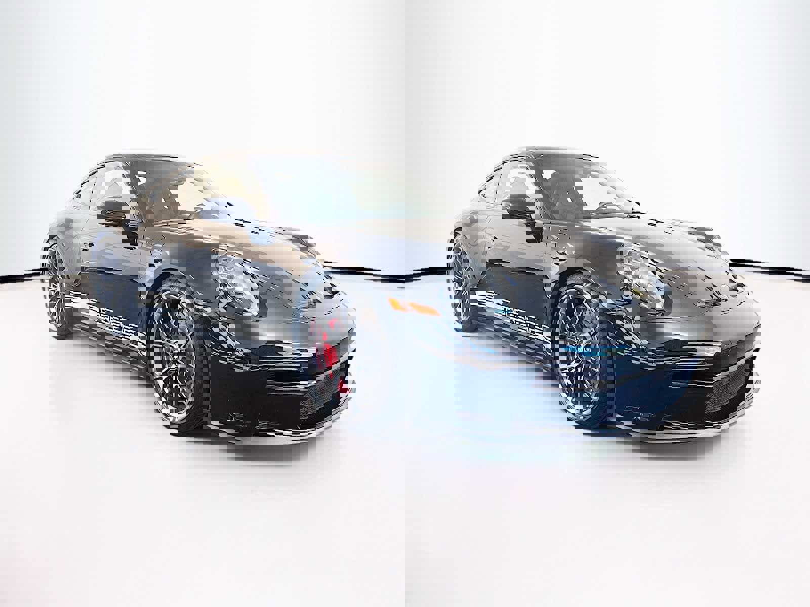 Used 2022 Porsche 911 GT3 image 7