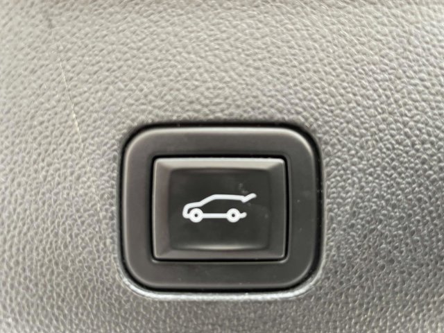 Certified 2021 Chevrolet Tahoe Z71 AWD/4WD image 19
