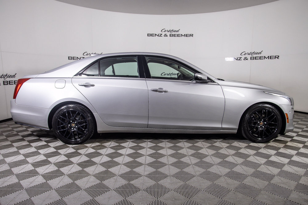 Used 2018 Cadillac CTS Premium Luxury RWD image 3
