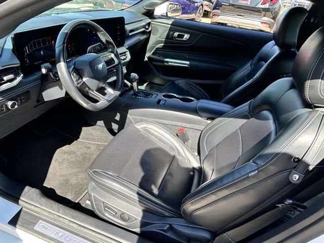 Used 2024 Ford Mustang Premium image 9