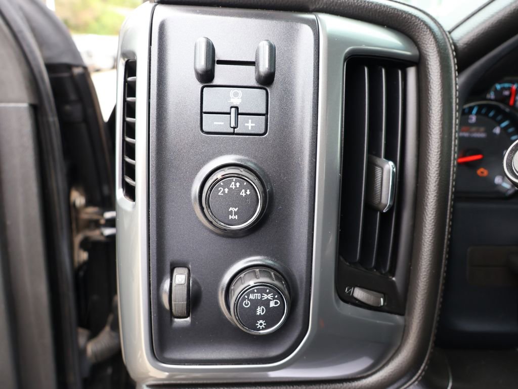 Used 2015 Chevrolet Silverado 2500 LTZ w/ LTZ Plus Package AWD/4WD image 12