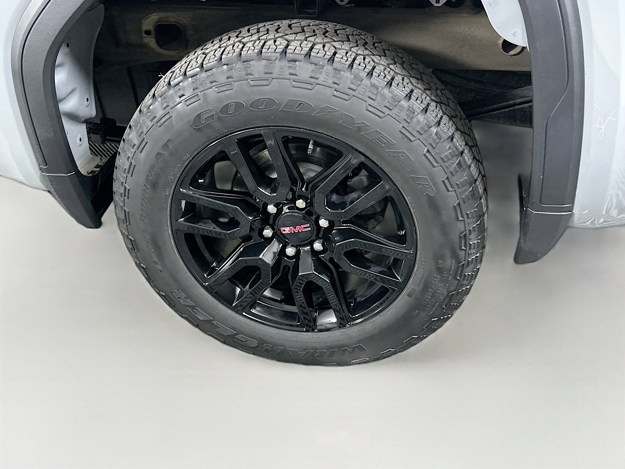 Used 2024 GMC Sierra 1500 Elevation image 11