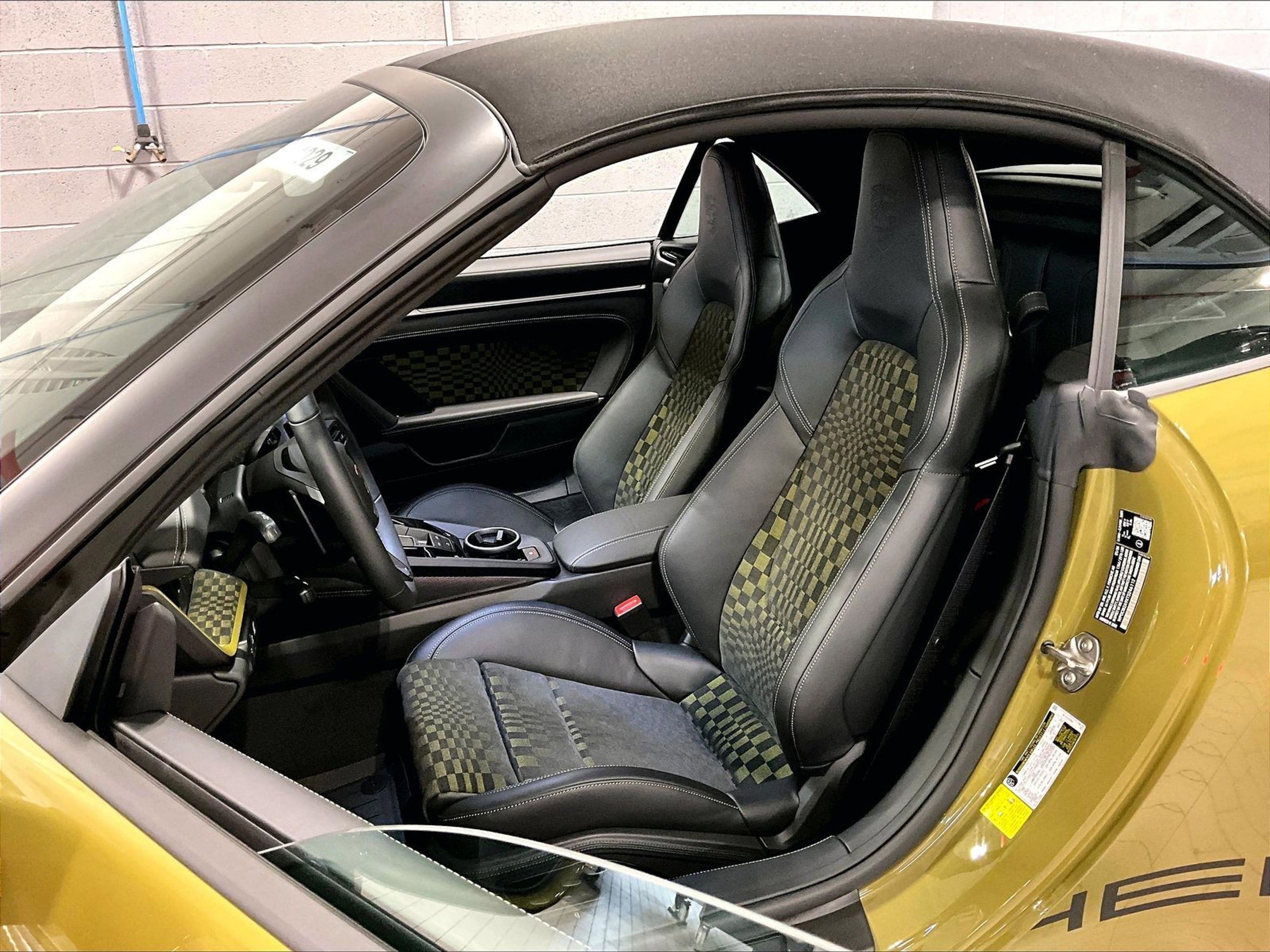 New 2026 Porsche 911 GTS image 5