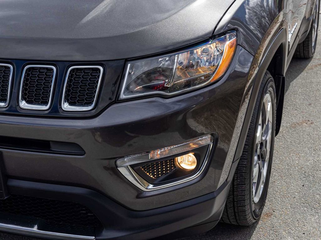 Used 2020 Jeep Compass Limited image 37