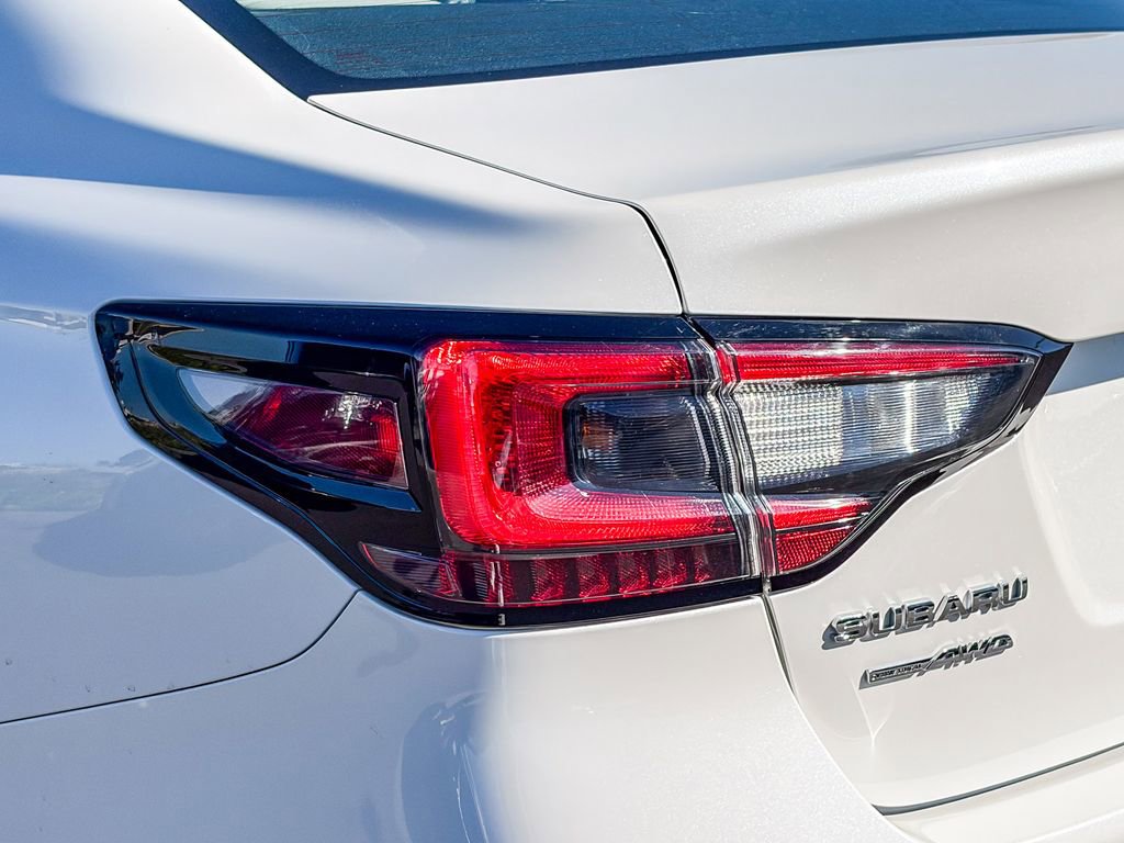 Used 2020 Subaru Legacy image 8