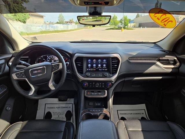 Used 2023 GMC Acadia Denali w/ Black Diamond Edition AWD/4WD image 3