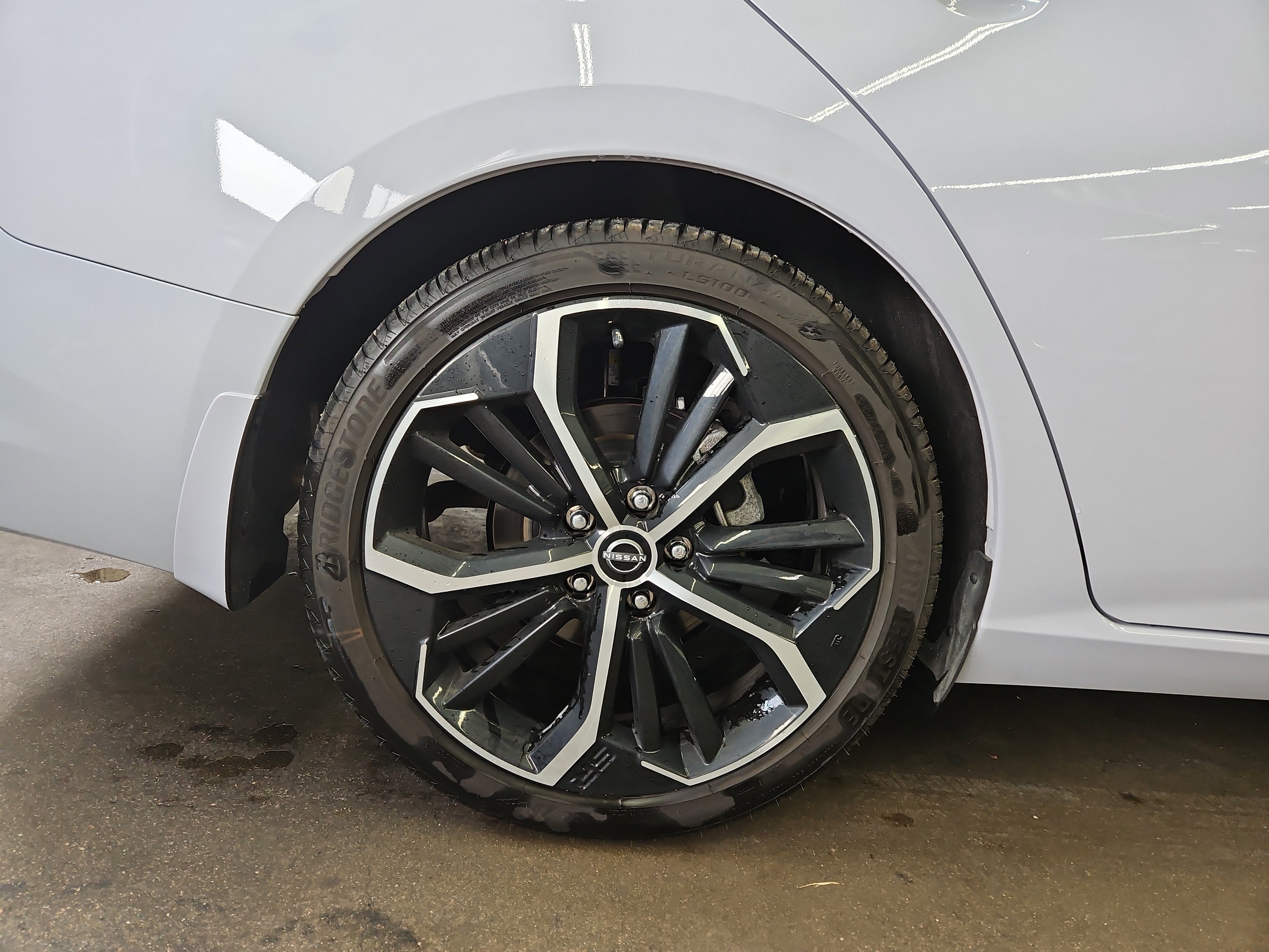 Used 2024 Nissan Altima 2.5 SR w/ SR Premium Package image 27