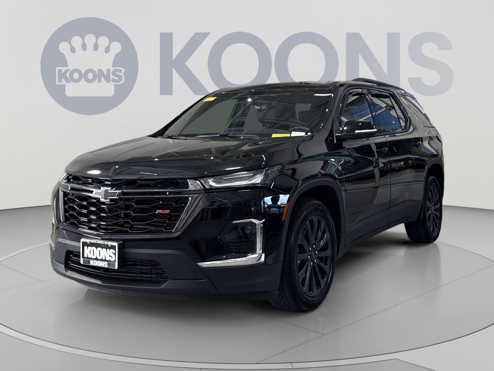 Used 2023 Chevrolet Traverse RS