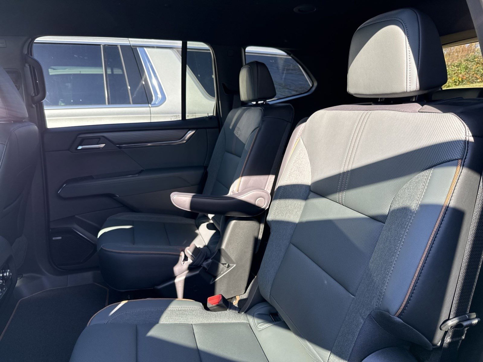 New 2026 GMC Acadia AT4 image 21