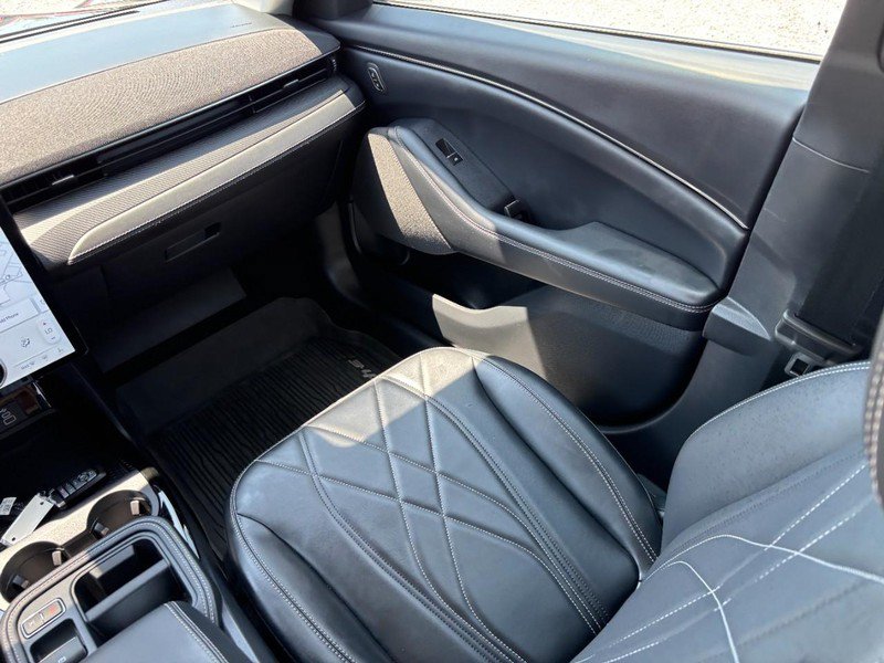 Used 2025 Ford Mustang Mach-E Select w/ Comfort Package Lite RWD image 16