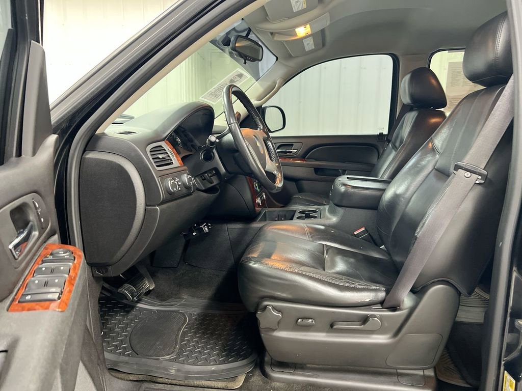 Used 2012 Chevrolet Tahoe LT image 18