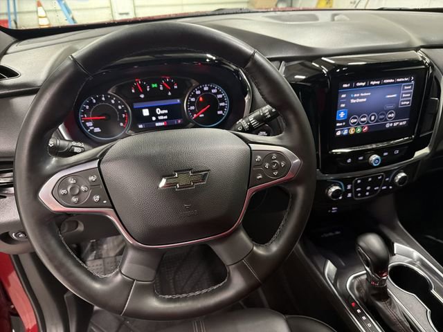 Used 2023 Chevrolet Traverse RS image 19