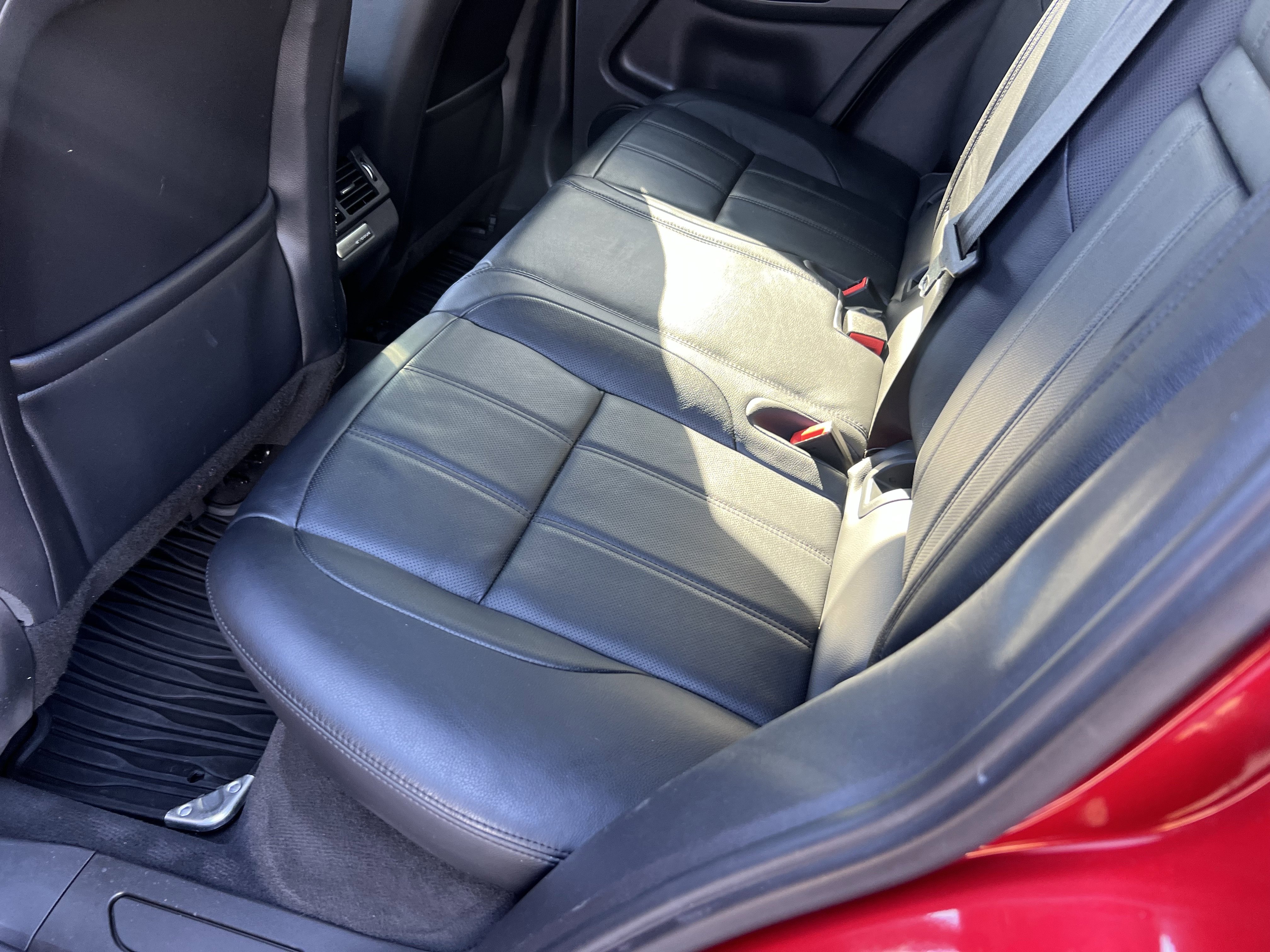 Used 2021 Land Rover Range Rover Evoque S image 32