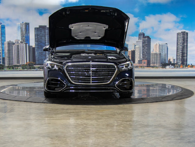 New 2027 Mercedes-Benz S 580 4MATIC Sedan image 4