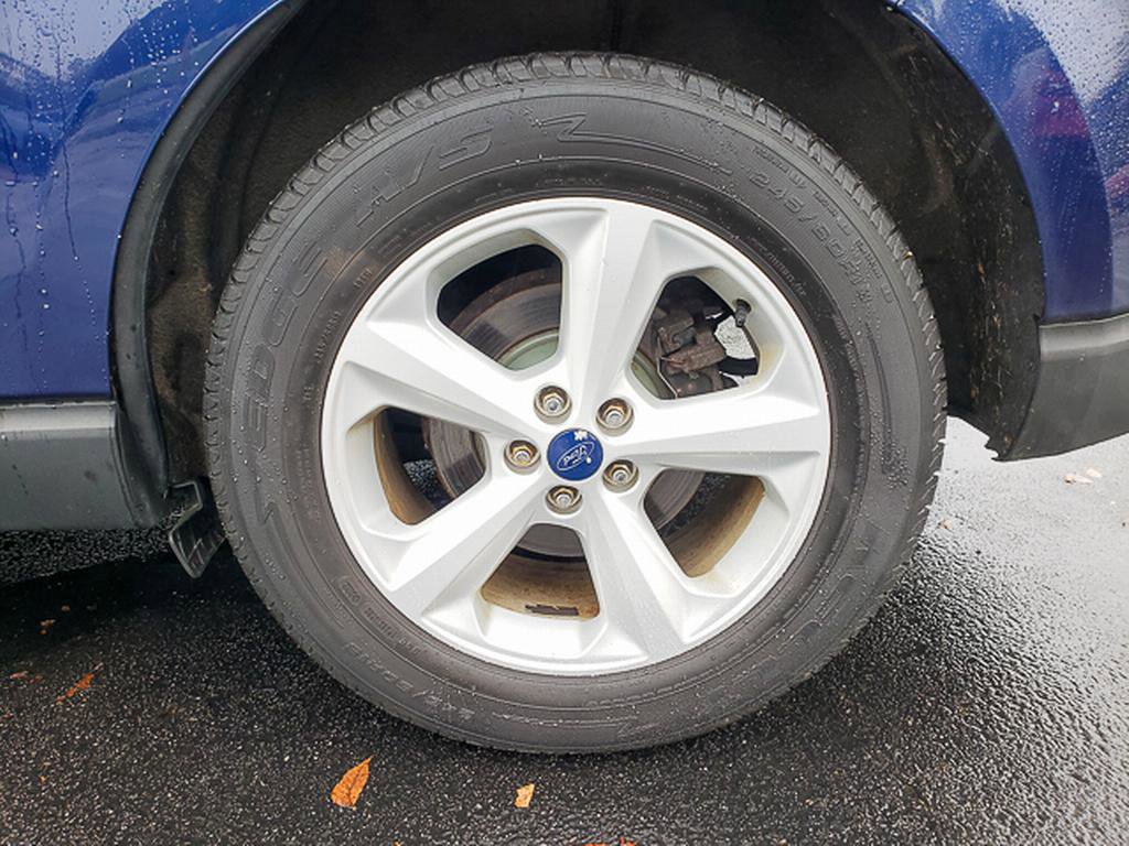 Used 2016 Ford Edge SE image 20