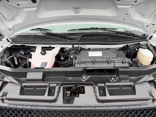 Used 2024 Chevrolet Express 2500 w/ Driver Convenience Package image 40