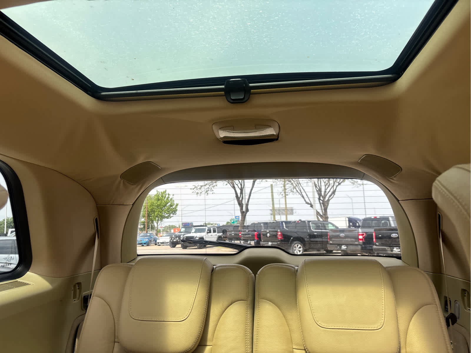 Used 2011 Mercedes-Benz GL 450 4MATIC image 10